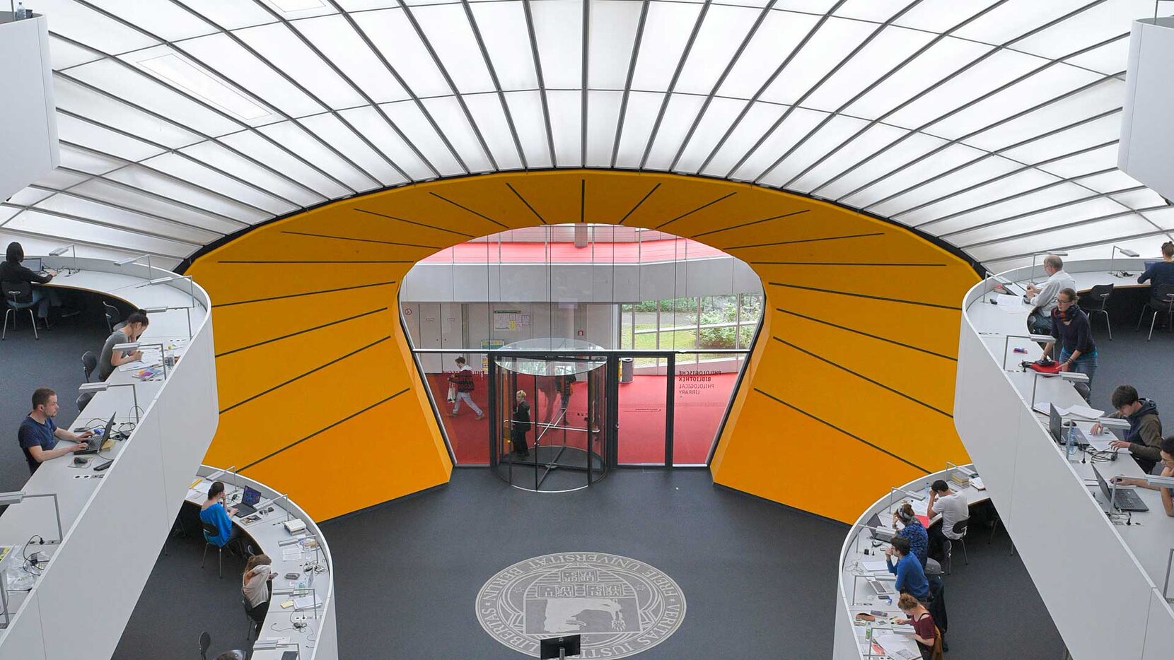 Innenansicht der Philologischen Bibliothek der FU Berlin, Brain City Berlin