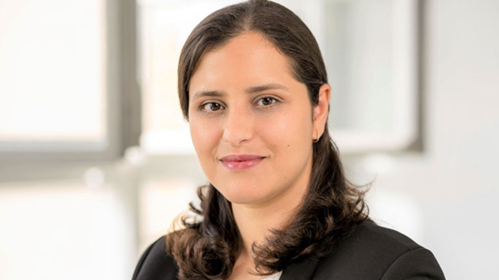 Dr. Sana Amairi Pyka